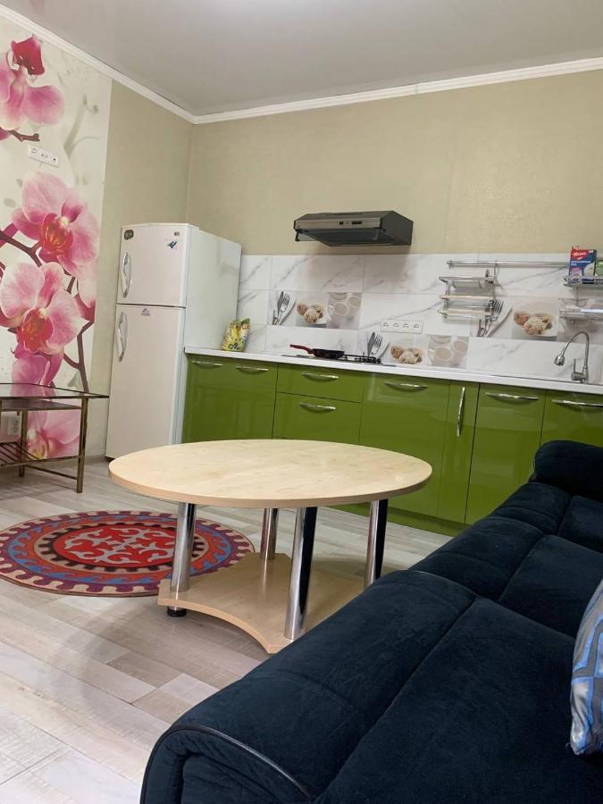 Ala-Bel Guesthouse Bisjkek Buitenkant foto